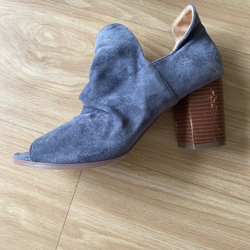 Lulus Booties - Picture 3 of 4